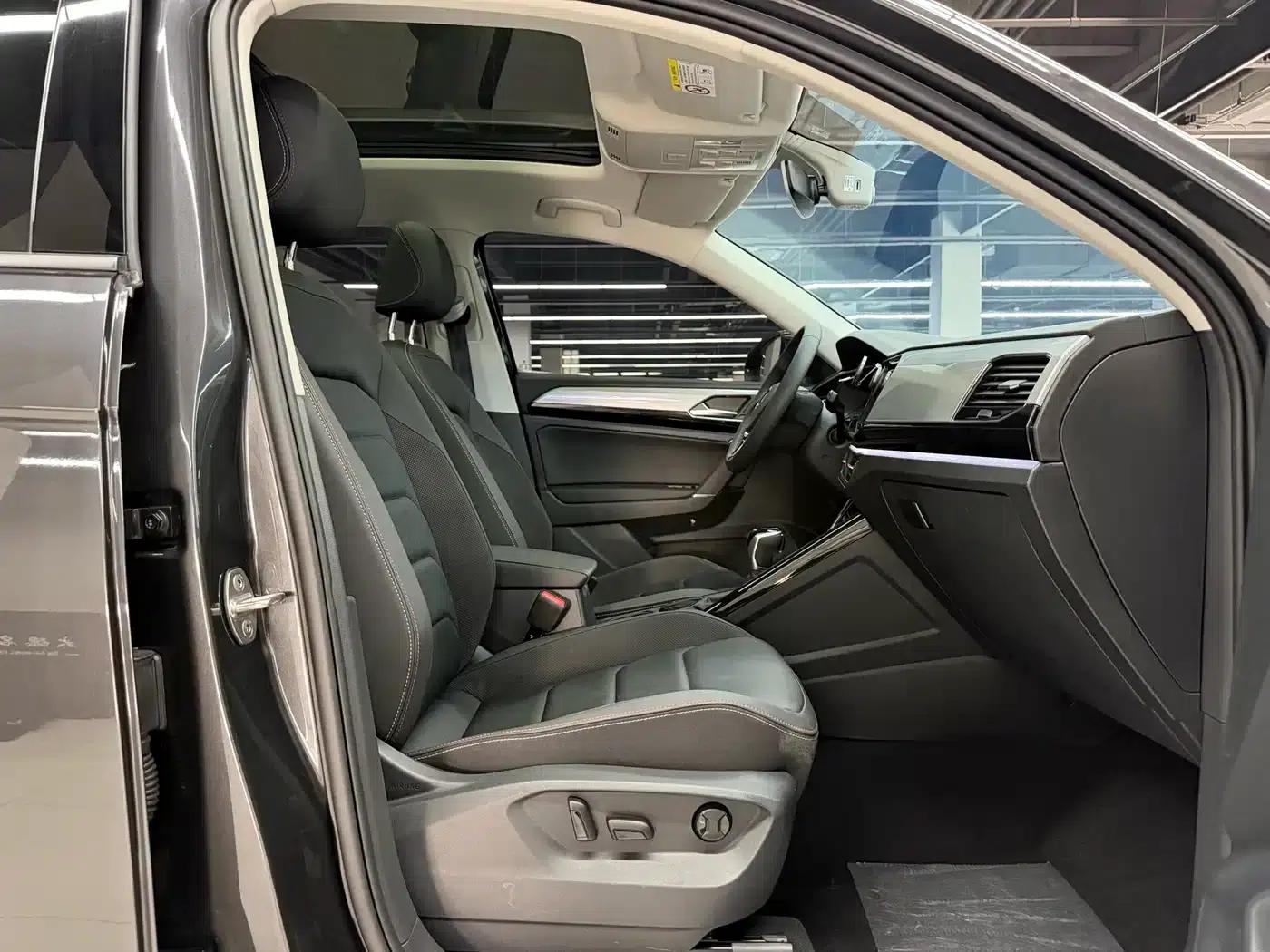 Tayron 2022 280TSI 2WD Luxury Intelligent Edition — миниатюра 14