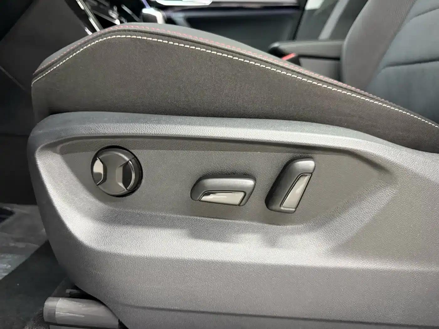 Tayron 2022 280TSI 2WD Luxury Intelligent Edition — миниатюра 10
