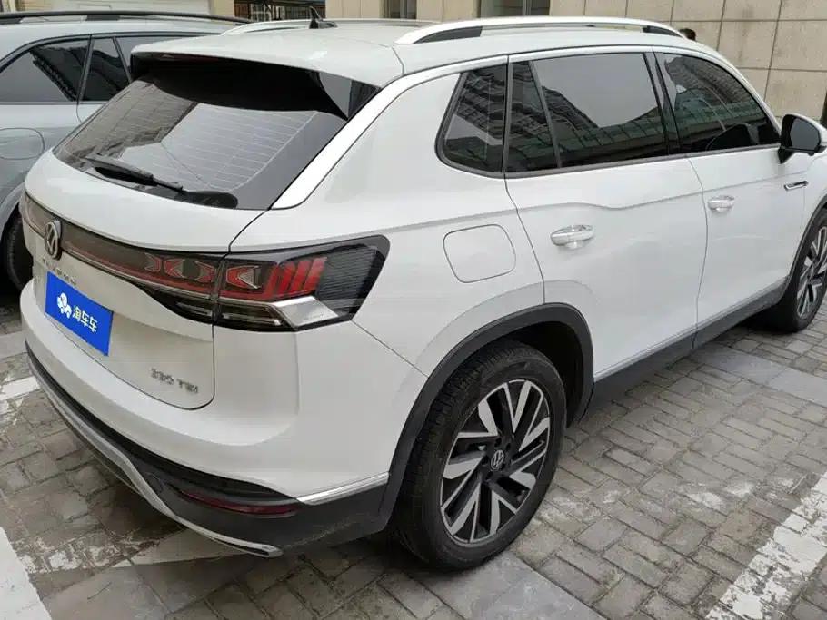 Tayron 2024 330TSI 2WD Luxury Plus Advanced Edition — миниатюра 3