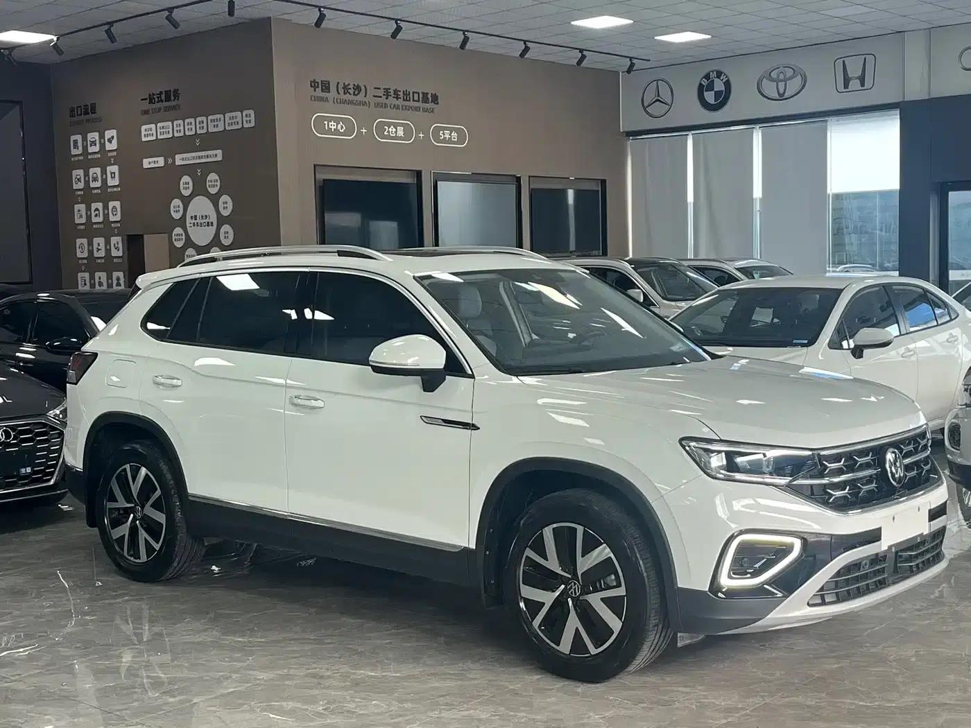 Tayron 2023 280TSI 2WD Luxury Plus Advanced Edition — миниатюра 3