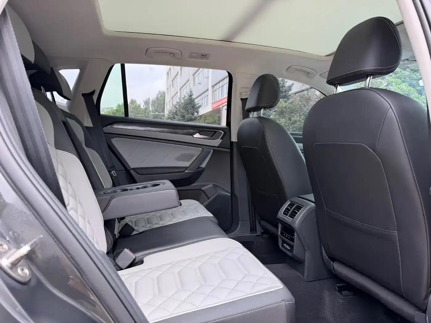 Tayron 2023 280TSI 2WD Luxury Plus Advanced Edition — миниатюра 15
