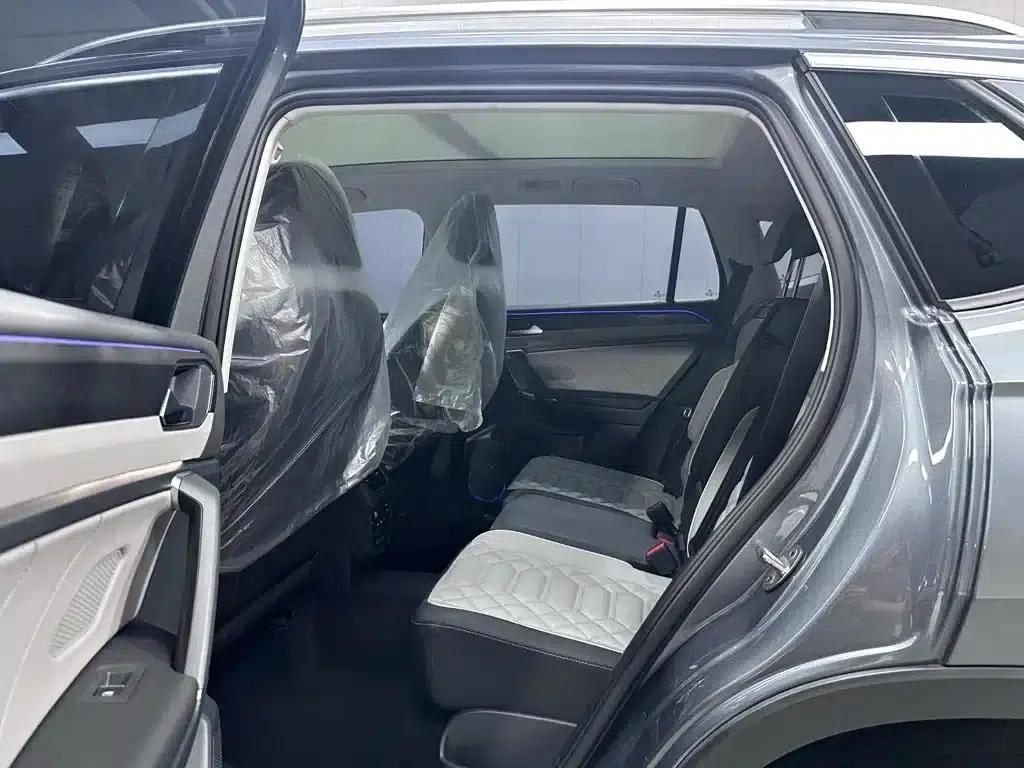Tayron 2023 280TSI 2WD Luxury Plus Advanced Edition — миниатюра 11