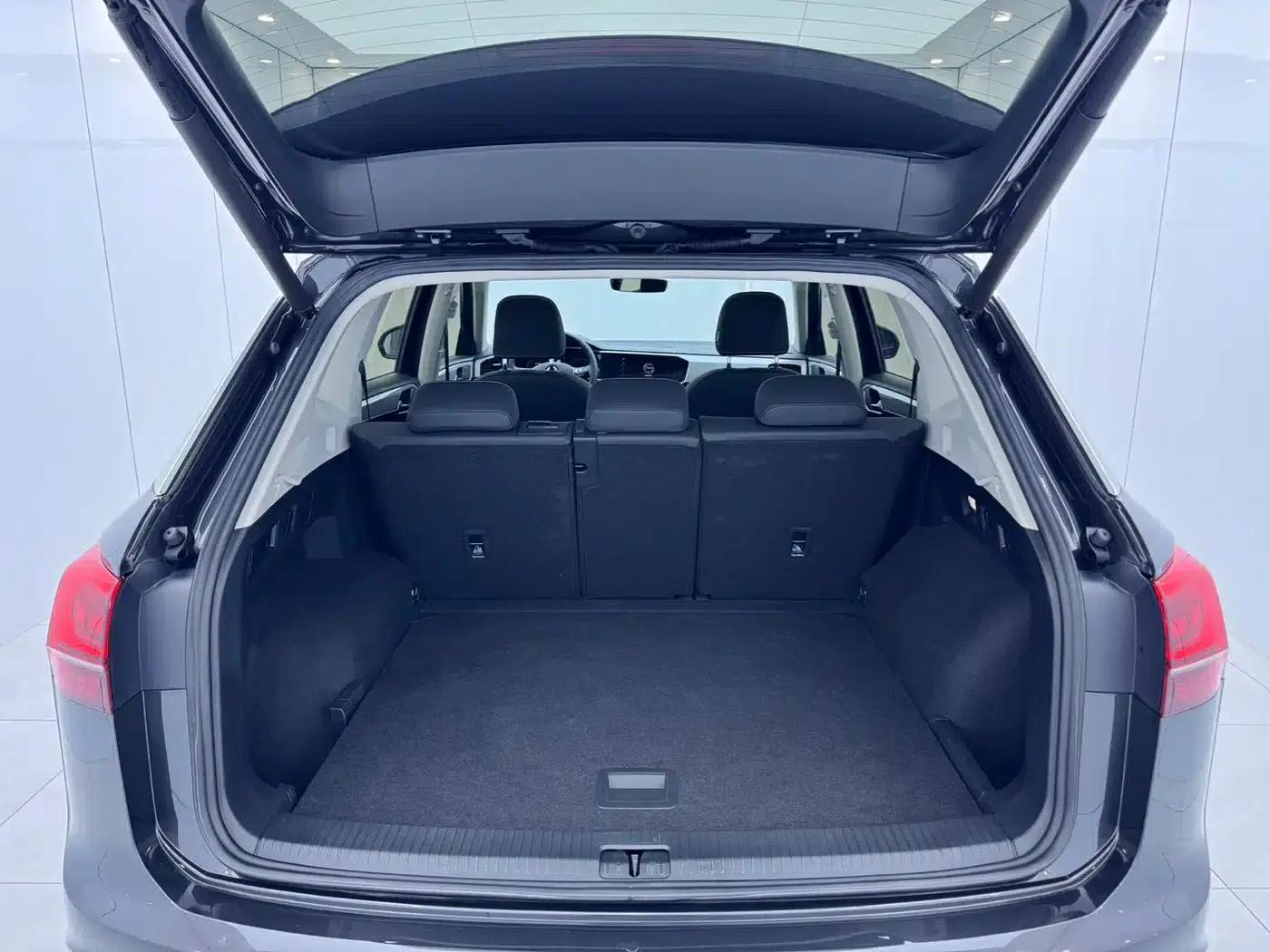 Tayron 2022 280TSI 2WD Luxury Intelligent Edition — миниатюра 18