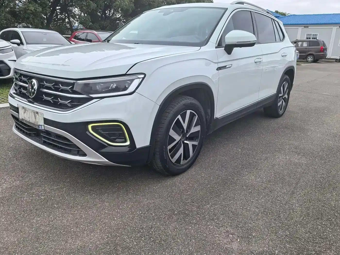 Tayron 2023 330TSI 2WD Luxury Plus Advanced Edition — миниатюра 1