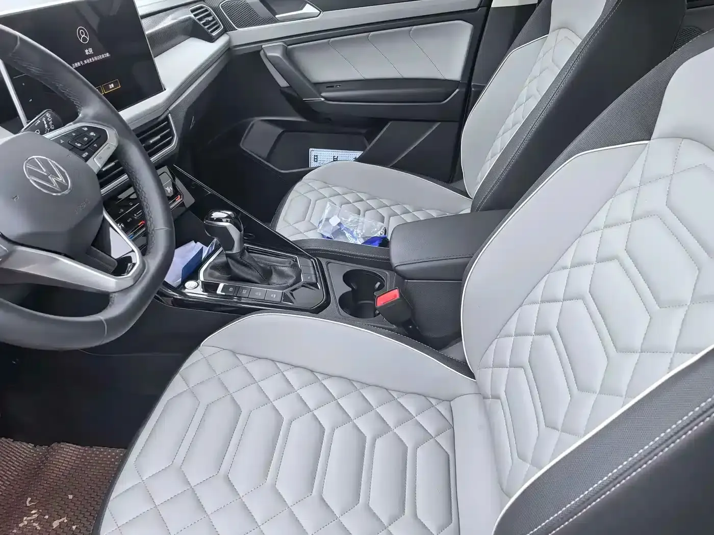 Tayron 2023 330TSI 2WD Luxury Plus Advanced Edition — миниатюра 4