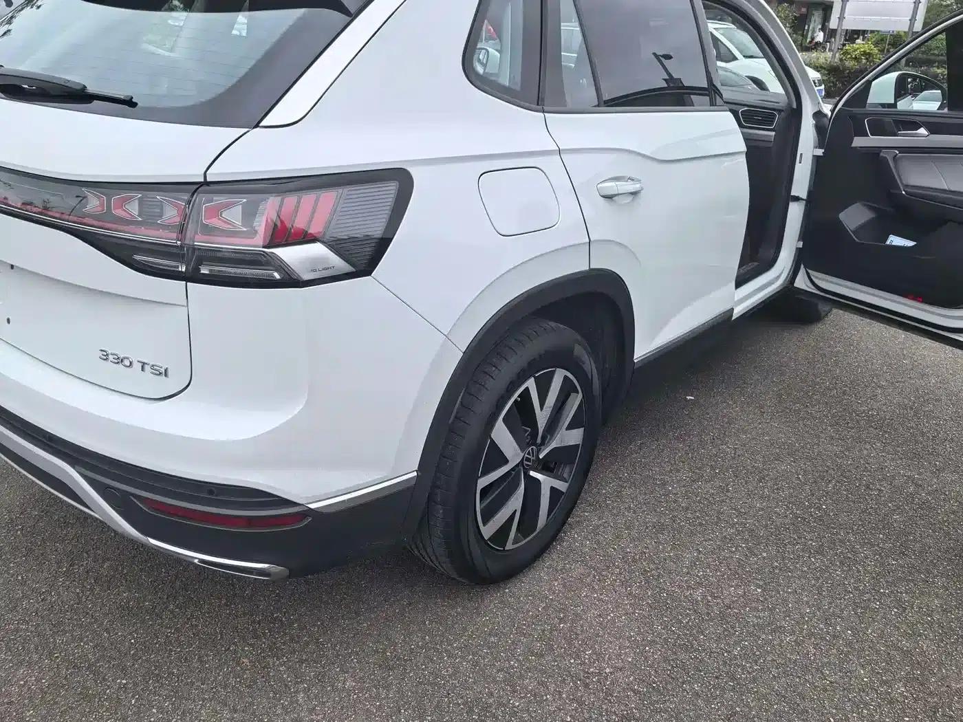 Tayron 2023 330TSI 2WD Luxury Plus Advanced Edition — миниатюра 7