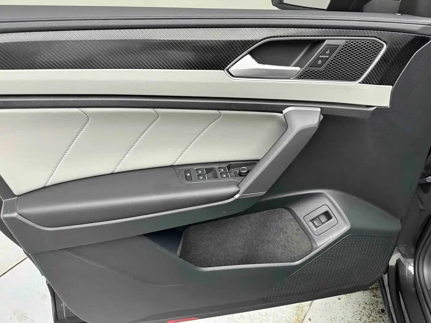 Tayron 2023 280TSI 2WD Luxury Plus Advanced Edition — миниатюра 10