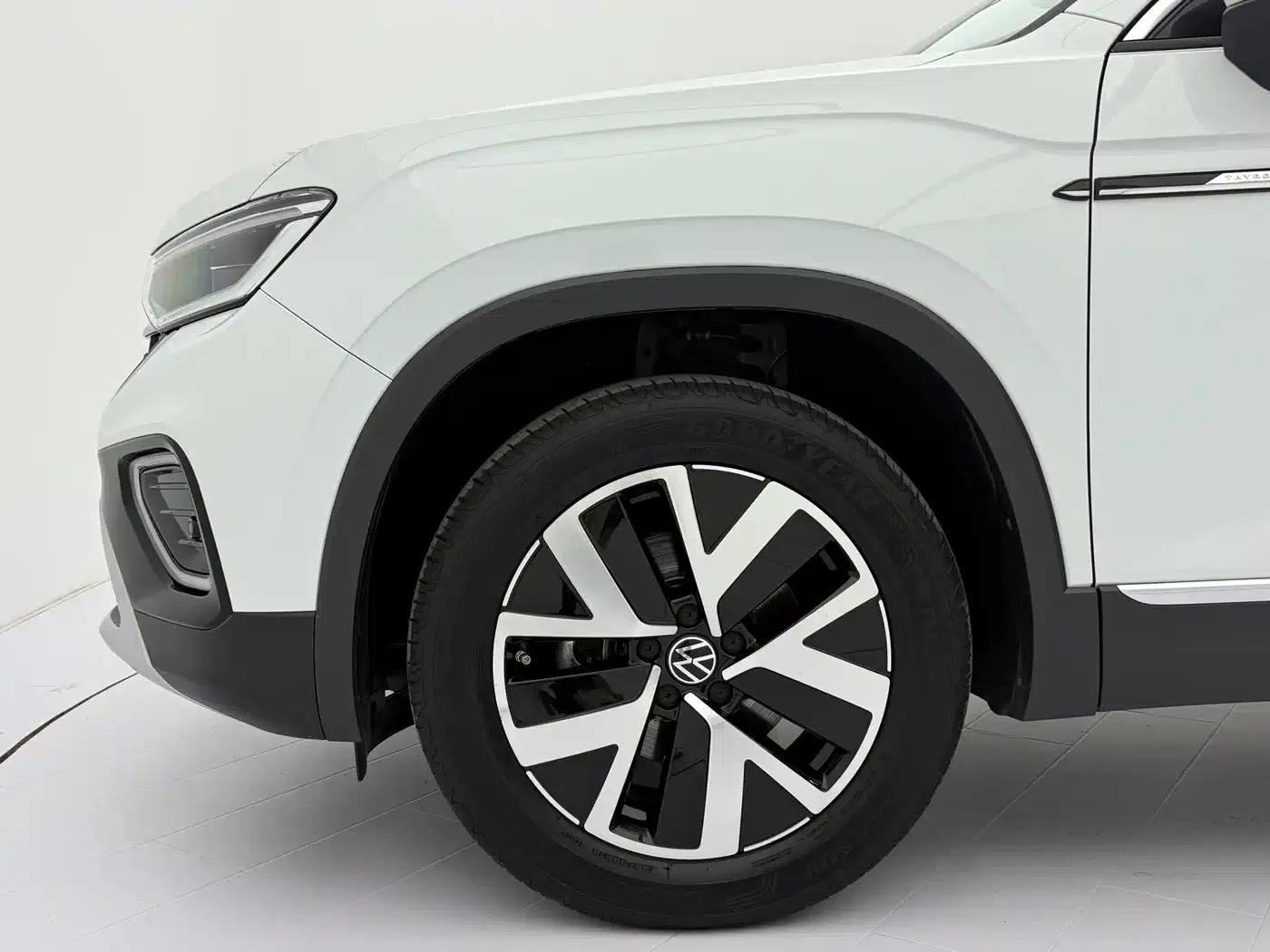Tayron 2023 280TSI 2WD Luxury Plus Advanced Edition — миниатюра 20