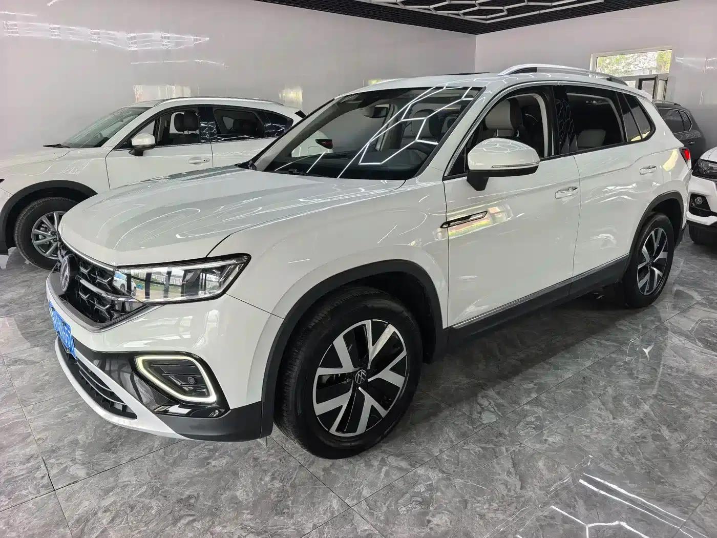 Tayron 2023 280TSI 2WD Luxury Plus Advanced Edition — миниатюра 2
