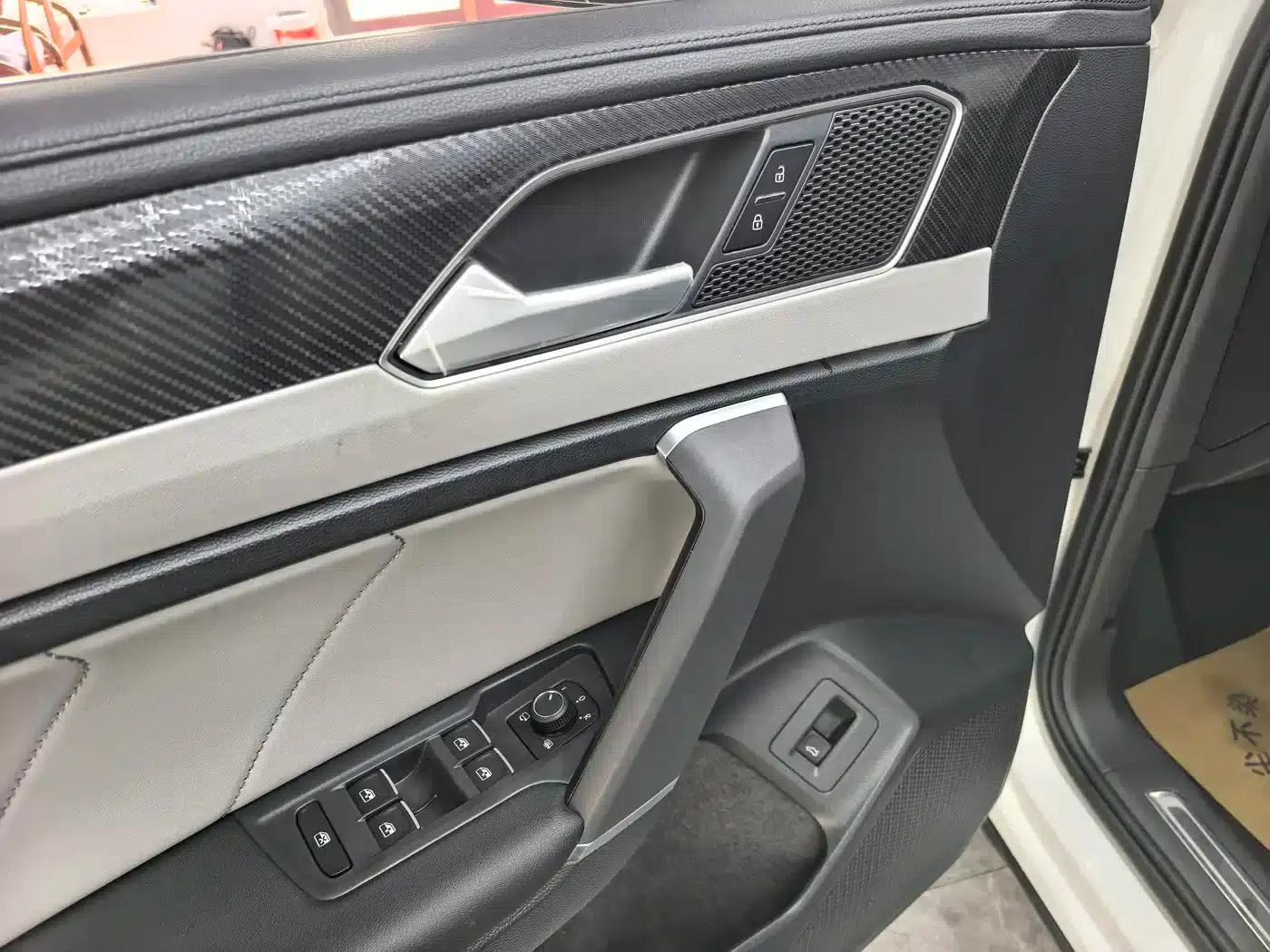 Tayron 2023 280TSI 2WD Luxury Plus Advanced Edition — миниатюра 15