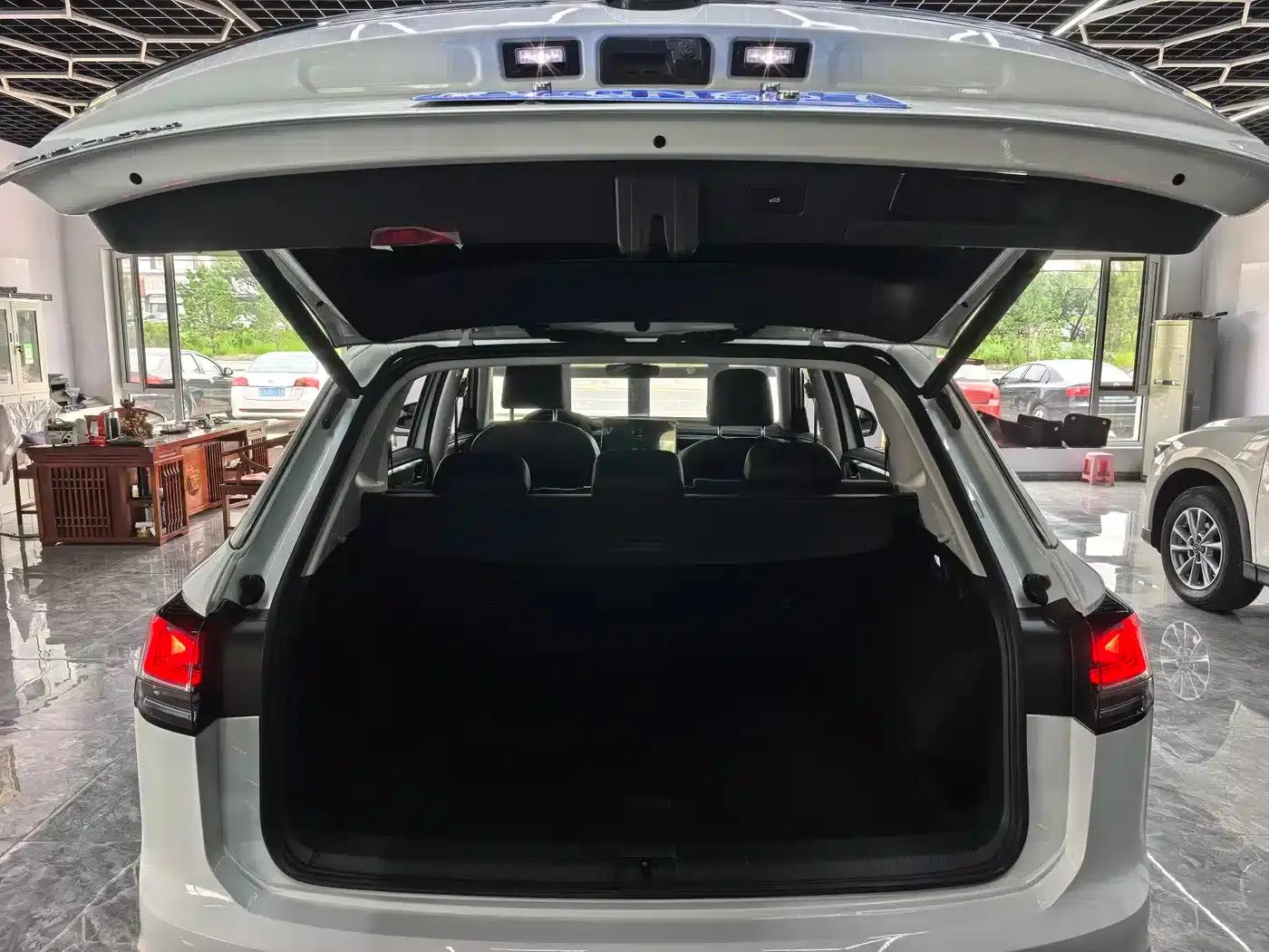 Tayron 2023 280TSI 2WD Luxury Plus Advanced Edition — миниатюра 16