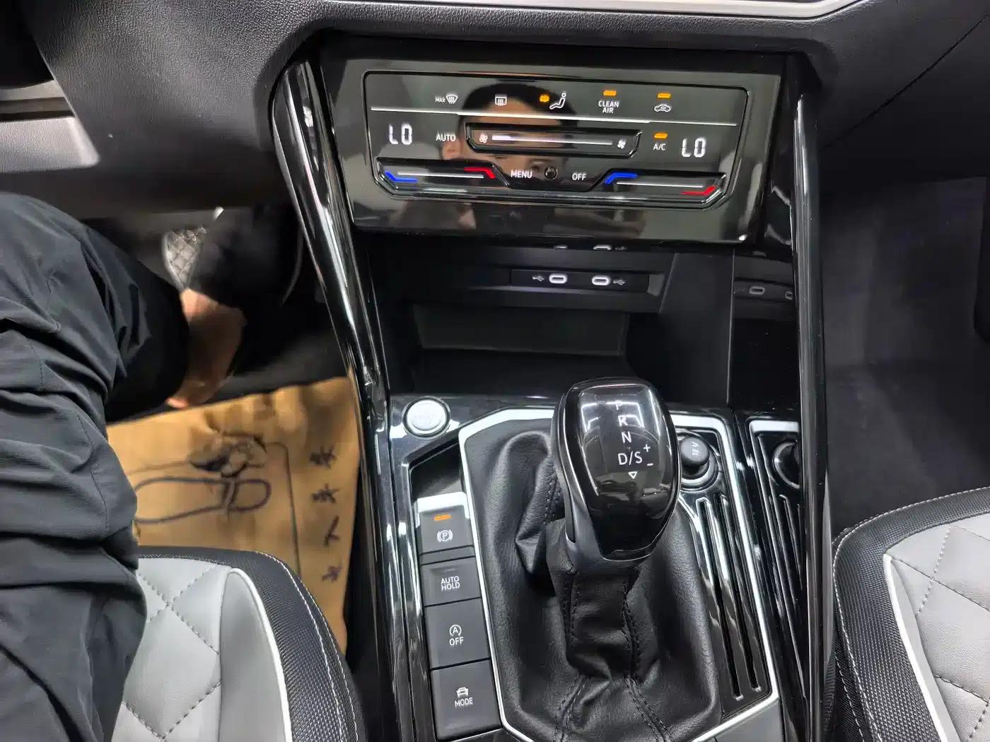 Tayron 2023 280TSI 2WD Luxury Plus Advanced Edition — миниатюра 19