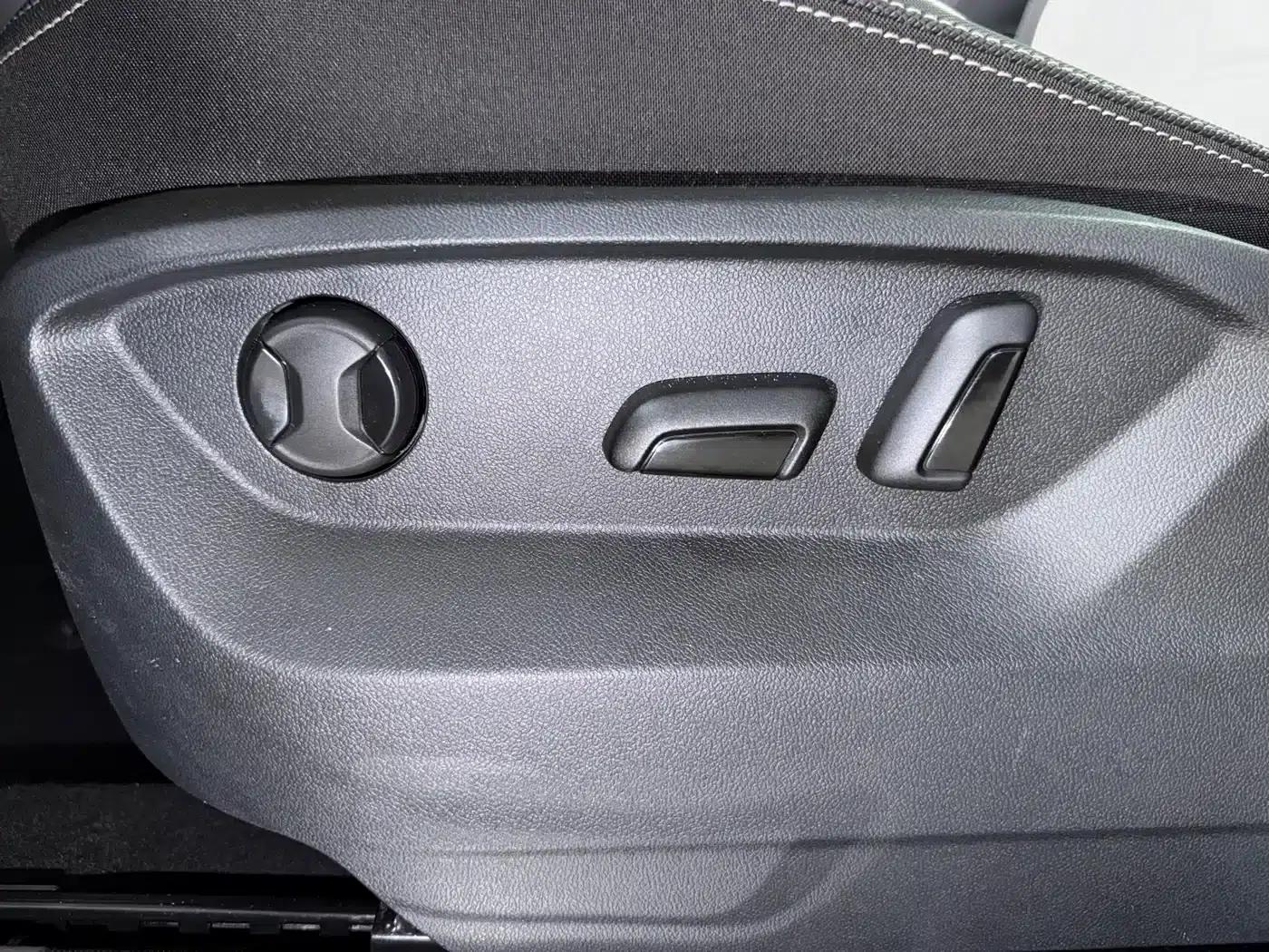 Tayron 2023 280TSI 2WD Luxury Plus Advanced Edition — миниатюра 17