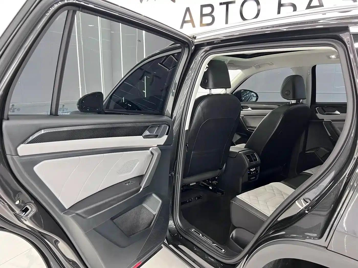 Tayron 2023 280TSI 2WD Luxury Plus Advanced Edition — миниатюра 12