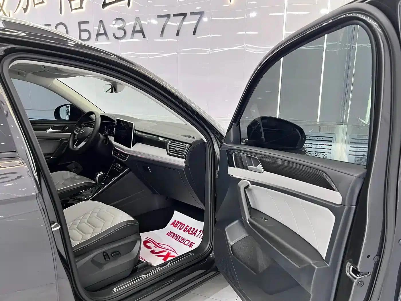 Tayron 2023 280TSI 2WD Luxury Plus Advanced Edition — миниатюра 18