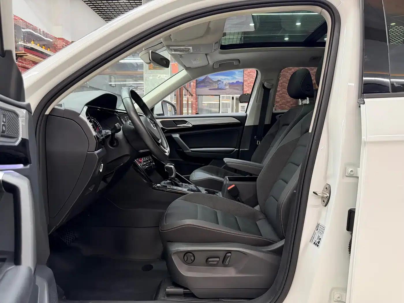 Tayron 2022 280TSI 2WD Luxury Intelligent Edition — миниатюра 13