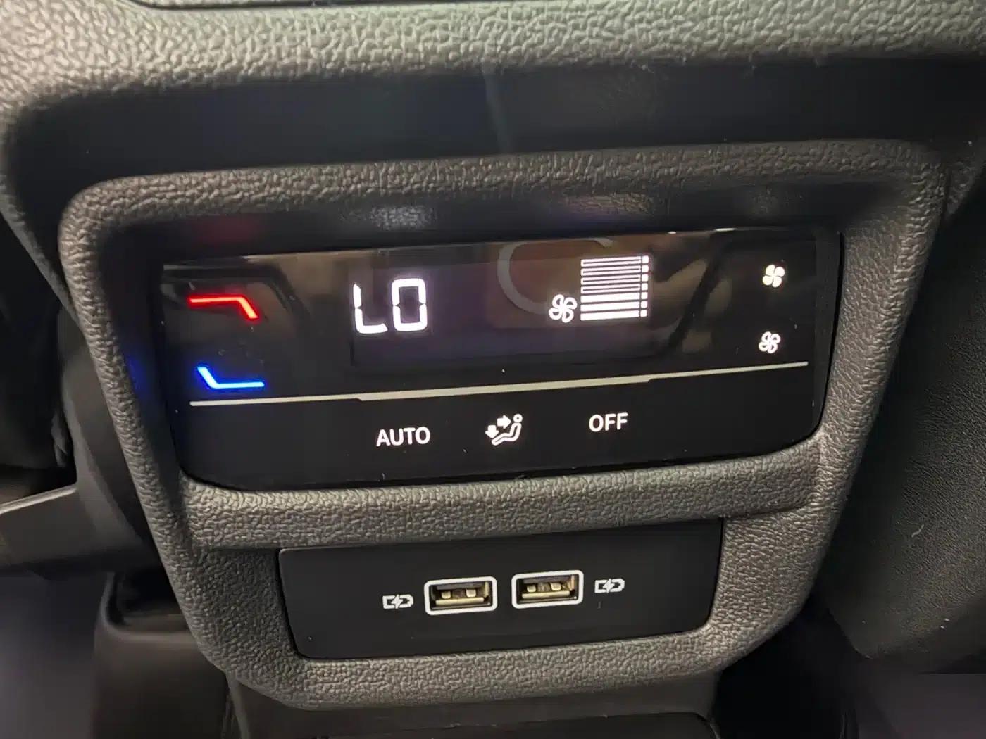 Tayron 2022 280TSI 2WD Luxury Intelligent Edition — миниатюра 15