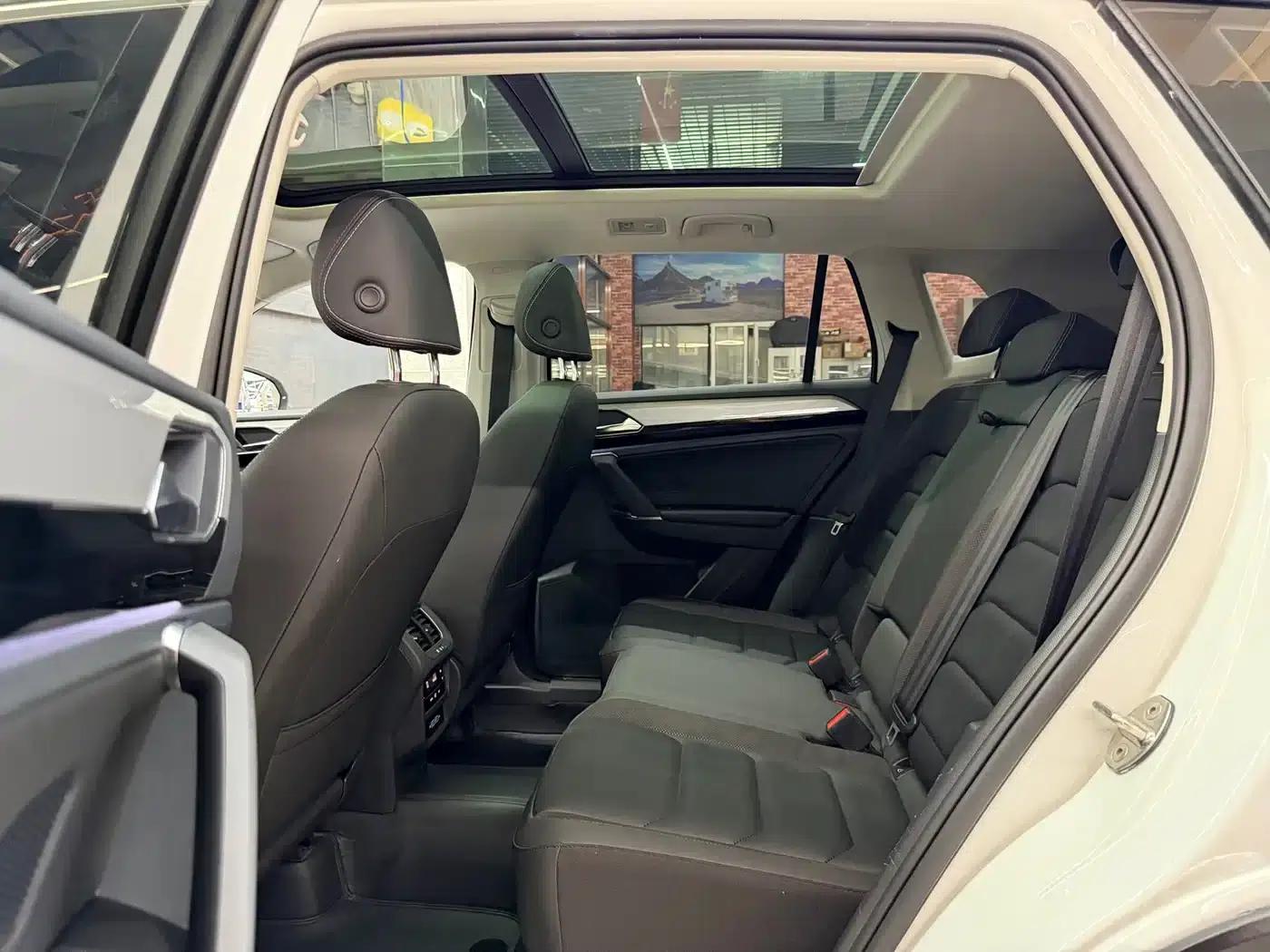 Tayron 2022 280TSI 2WD Luxury Intelligent Edition — миниатюра 22