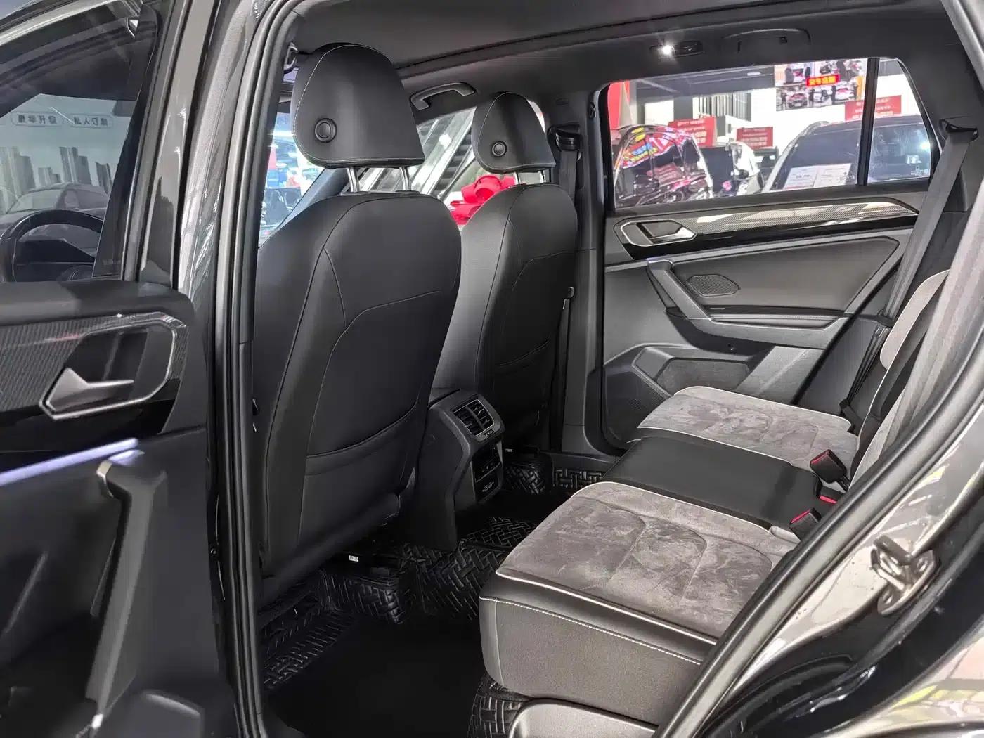 Tayron 2022 380TSI AWD R-Line Intelligent Edition — миниатюра 9