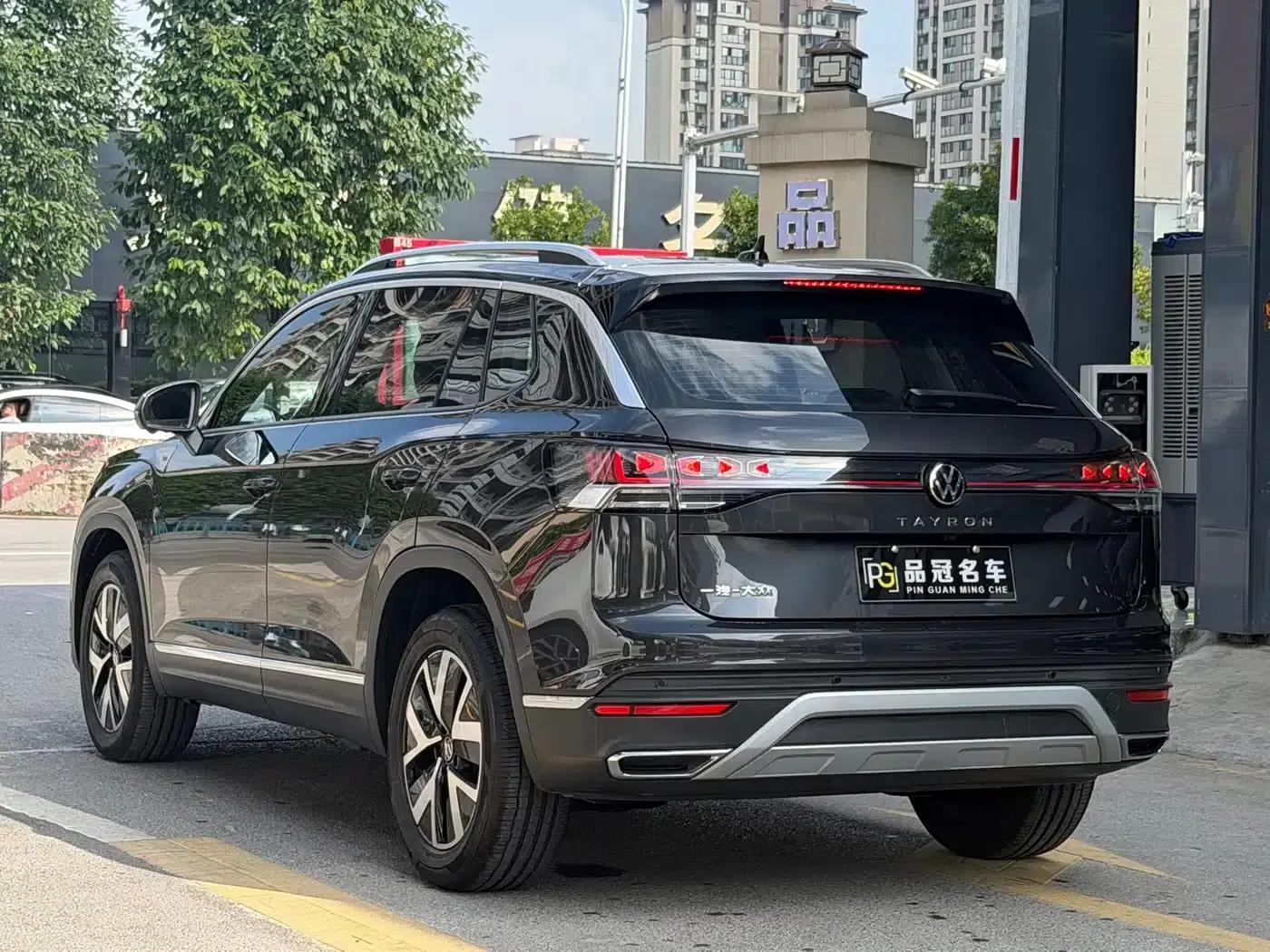 Tayron 2026 Model 30 Million Unit Selection Edition 300TSI — миниатюра 7