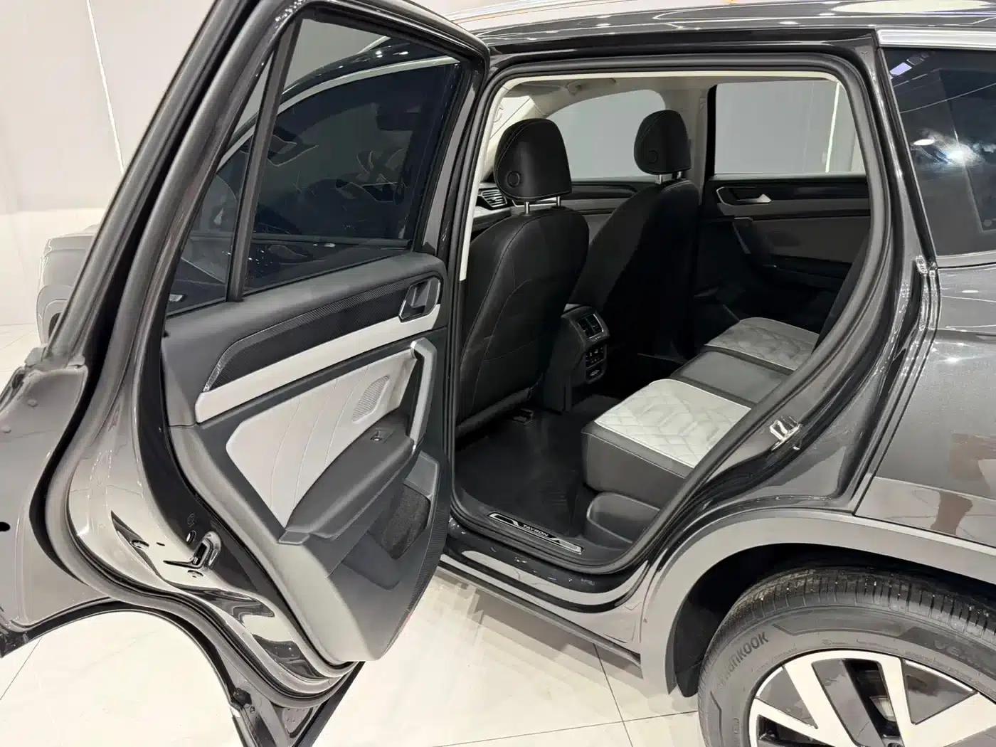Tayron 2023 280TSI 2WD Luxury Plus Advanced Edition — миниатюра 15