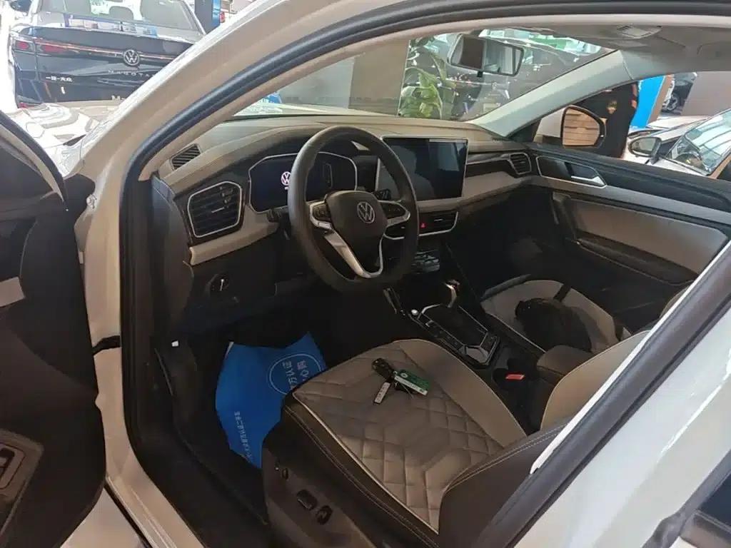 Tayron 2025 Popular Edition 330TSI — миниатюра 16