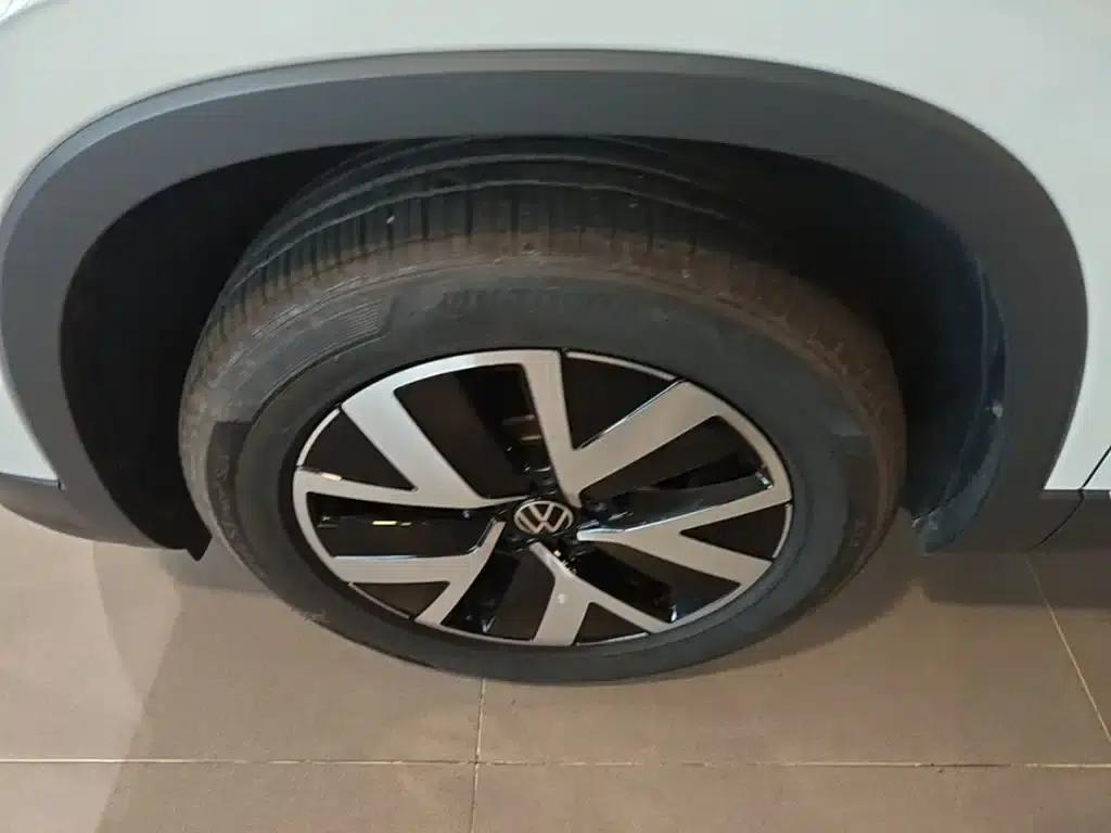 Tayron 2025 Popular Edition 330TSI — миниатюра 23