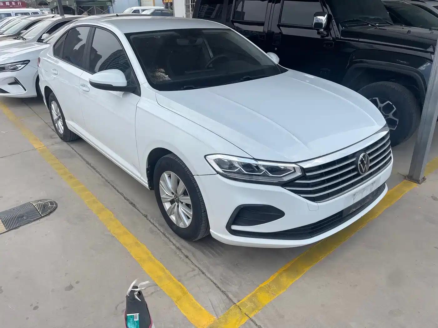 2023 Volkswagen Lavida 1.5L Automatic Comfort Edition — миниатюра 3