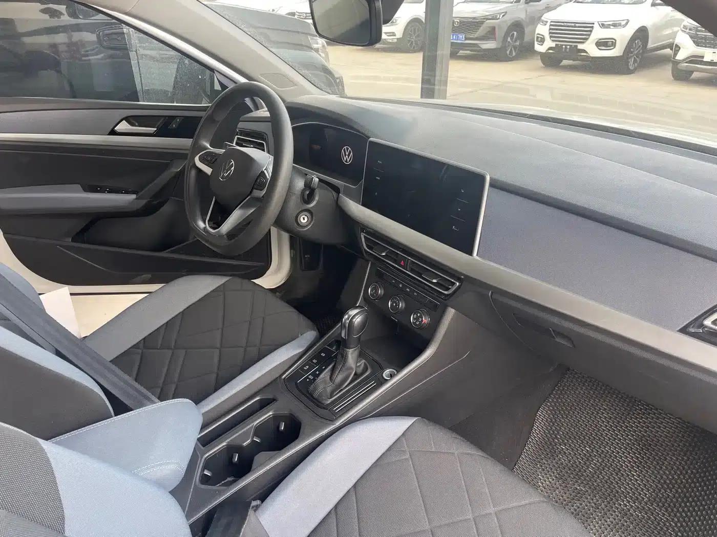 2023 Volkswagen Lavida 1.5L Automatic Comfort Edition — миниатюра 10
