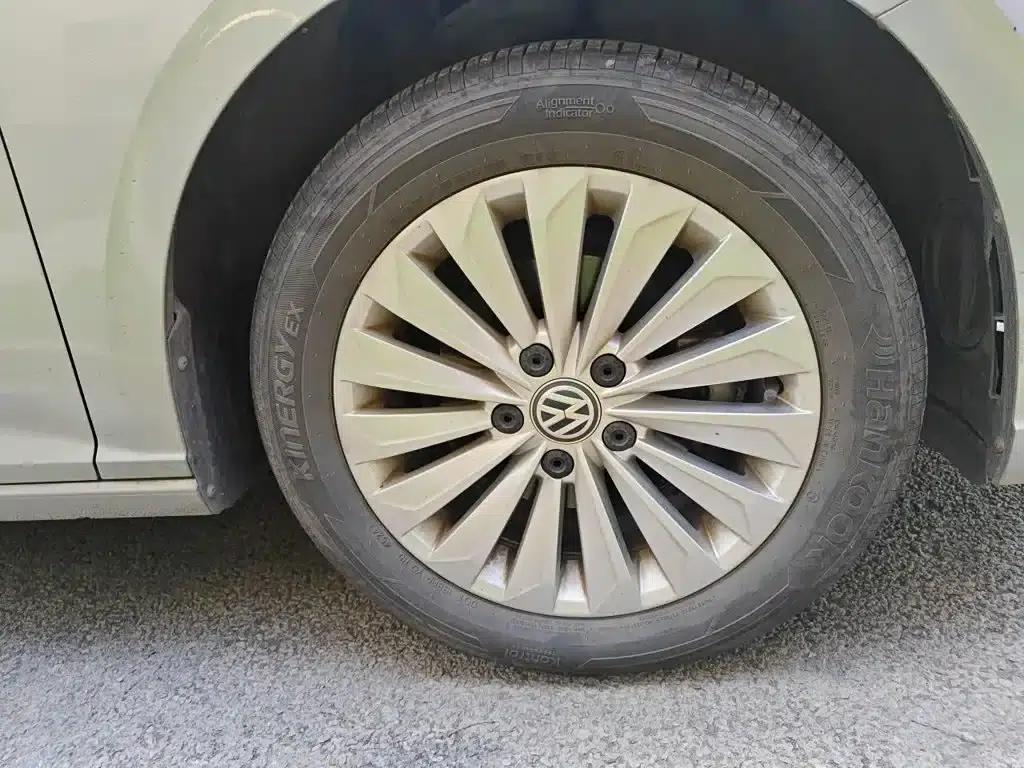 2019 Volkswagen Lavida 1.5L Automatic Comfort Edition (China VI Emission Standard) — миниатюра 26