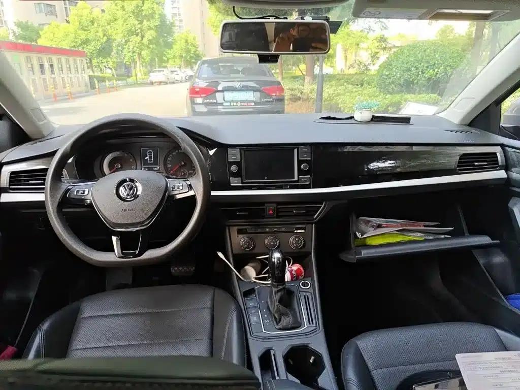 2019 Volkswagen Lavida 1.5L Automatic Comfort Edition (China VI Emission Standard) — миниатюра 5