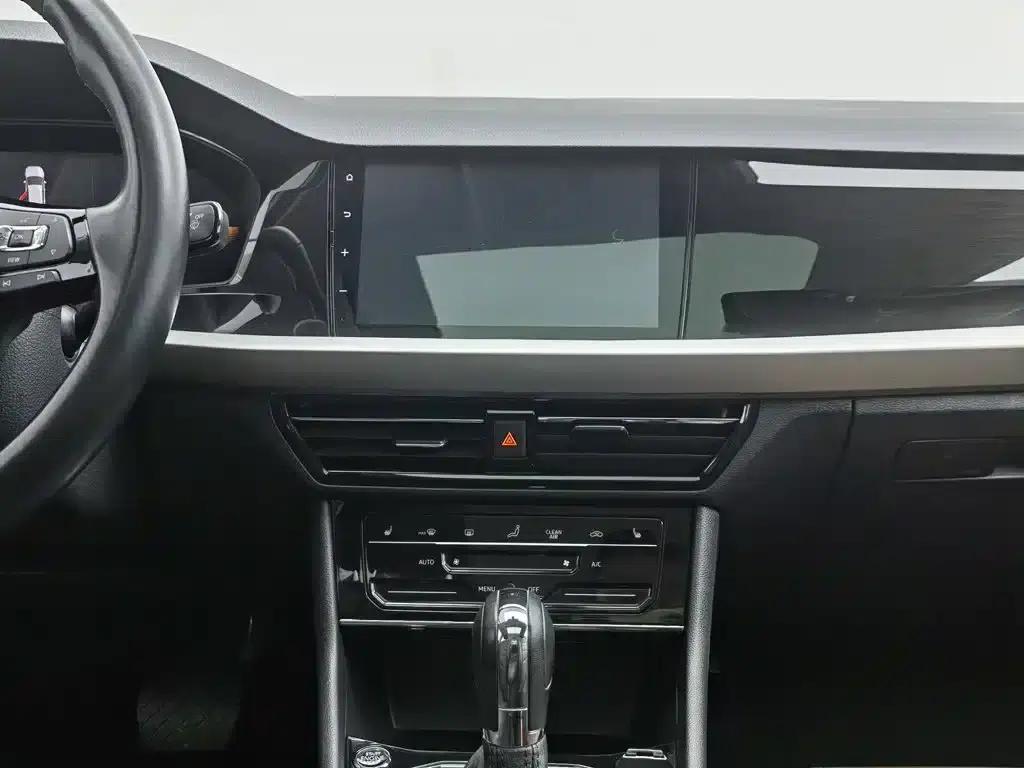 2022 Volkswagen Lavida 280TSI DSG Luxury Edition — миниатюра 12