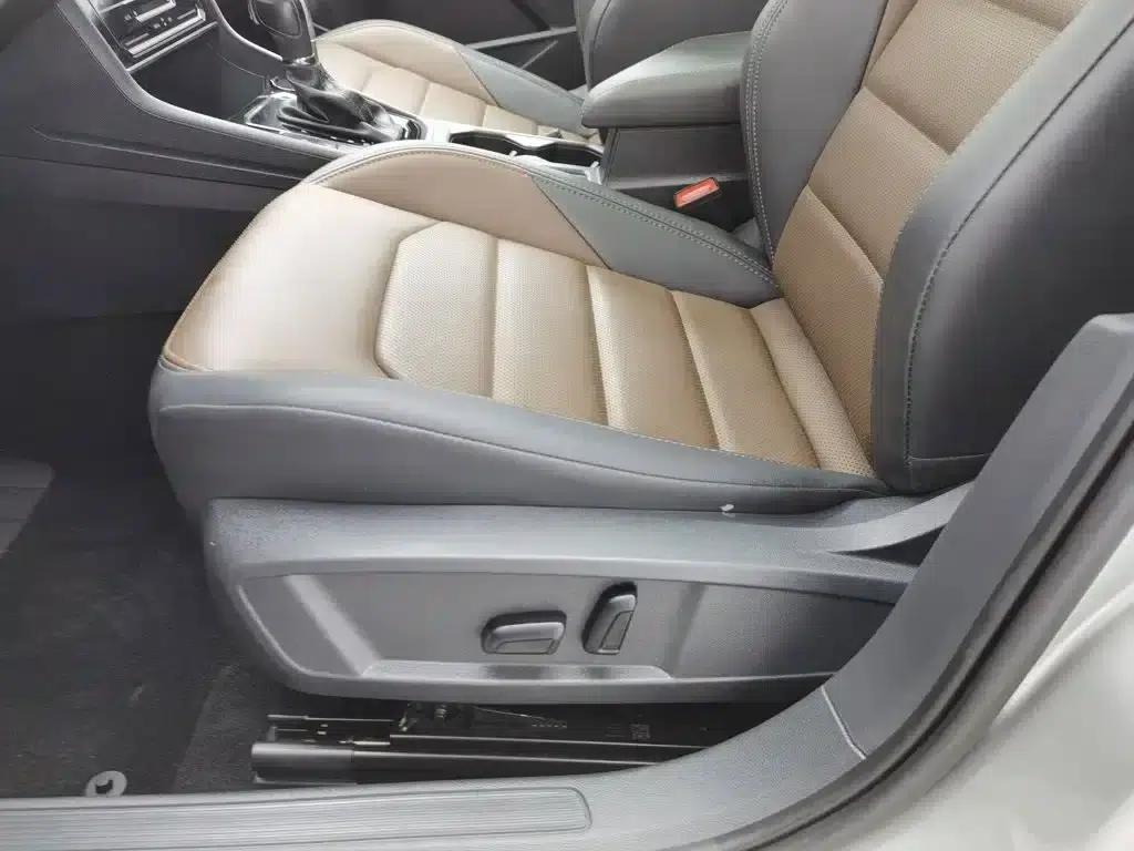 2022 Volkswagen Lavida 280TSI DSG Luxury Edition — миниатюра 20