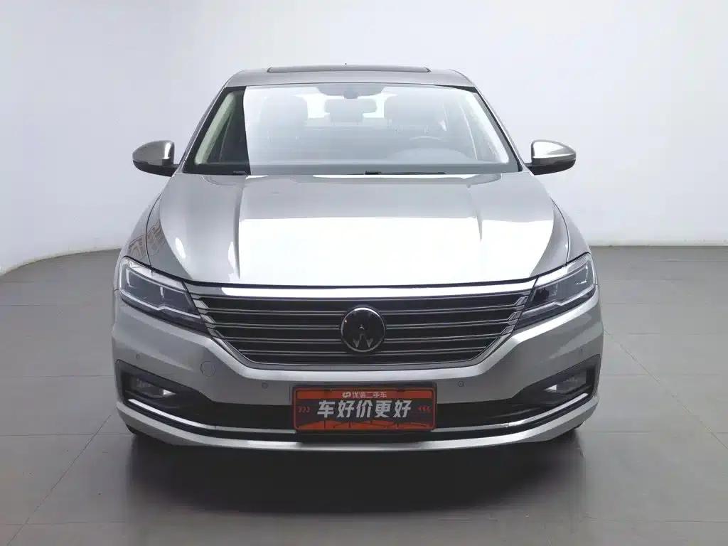 2022 Volkswagen Lavida 280TSI DSG Luxury Edition — миниатюра 3