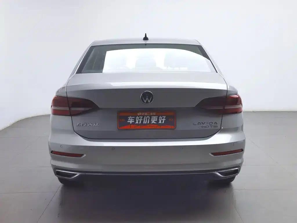2022 Volkswagen Lavida 280TSI DSG Luxury Edition — миниатюра 4