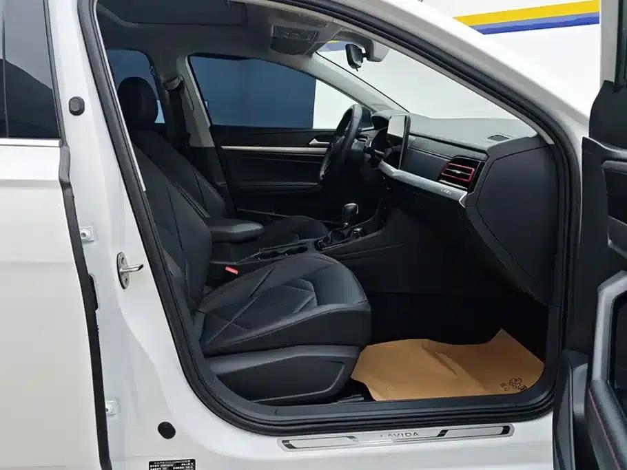 Lavida 2024 300TSI DSG Starry Sky Leading Edition — миниатюра 8