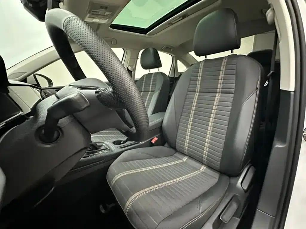2022 Volkswagen Lavida 280TSI DSG Comfort Edition — миниатюра 11