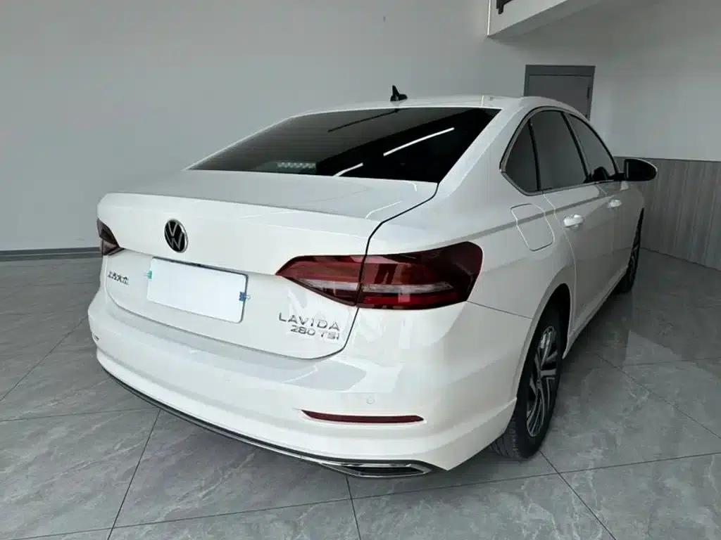 2022 Volkswagen Lavida 280TSI DSG Comfort Edition — миниатюра 6