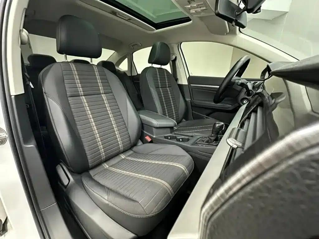 2022 Volkswagen Lavida 280TSI DSG Comfort Edition — миниатюра 10