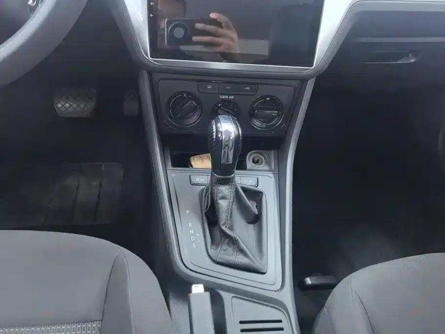 2017 Volkswagen Lavida 1.6L Automatic Fashion Edition — миниатюра 16