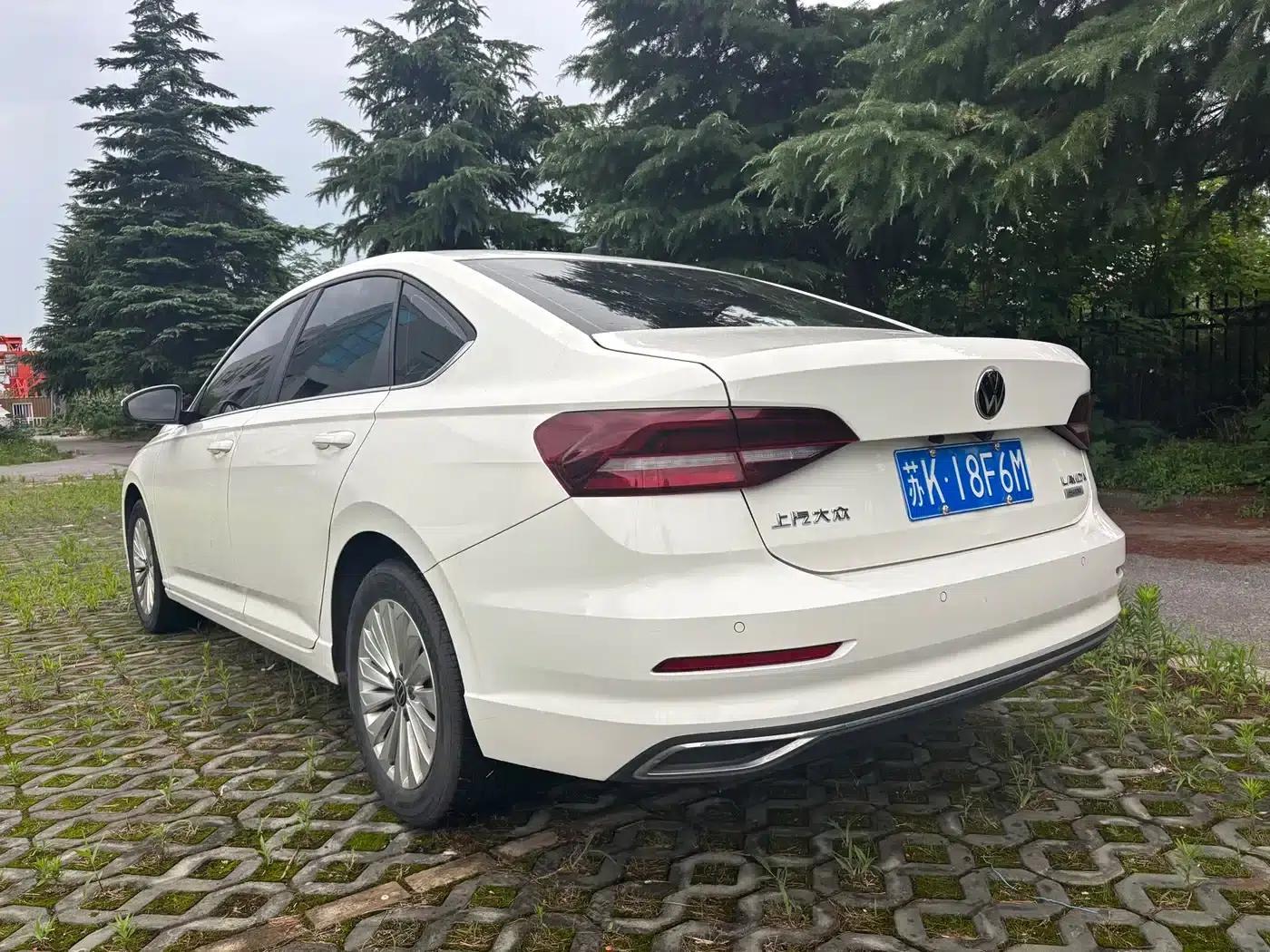 2021 Volkswagen Lavida 1.5L Automatic Comfort Edition — миниатюра 4