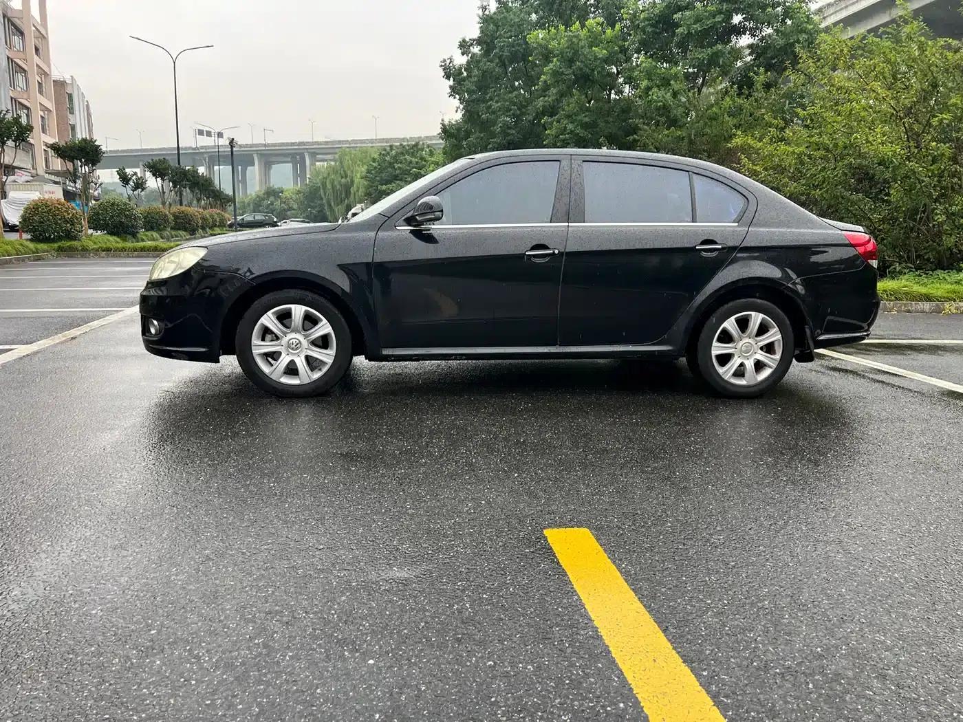 2011 Volkswagen Lavida 1.6L Automatic Elegant Edition — миниатюра 4