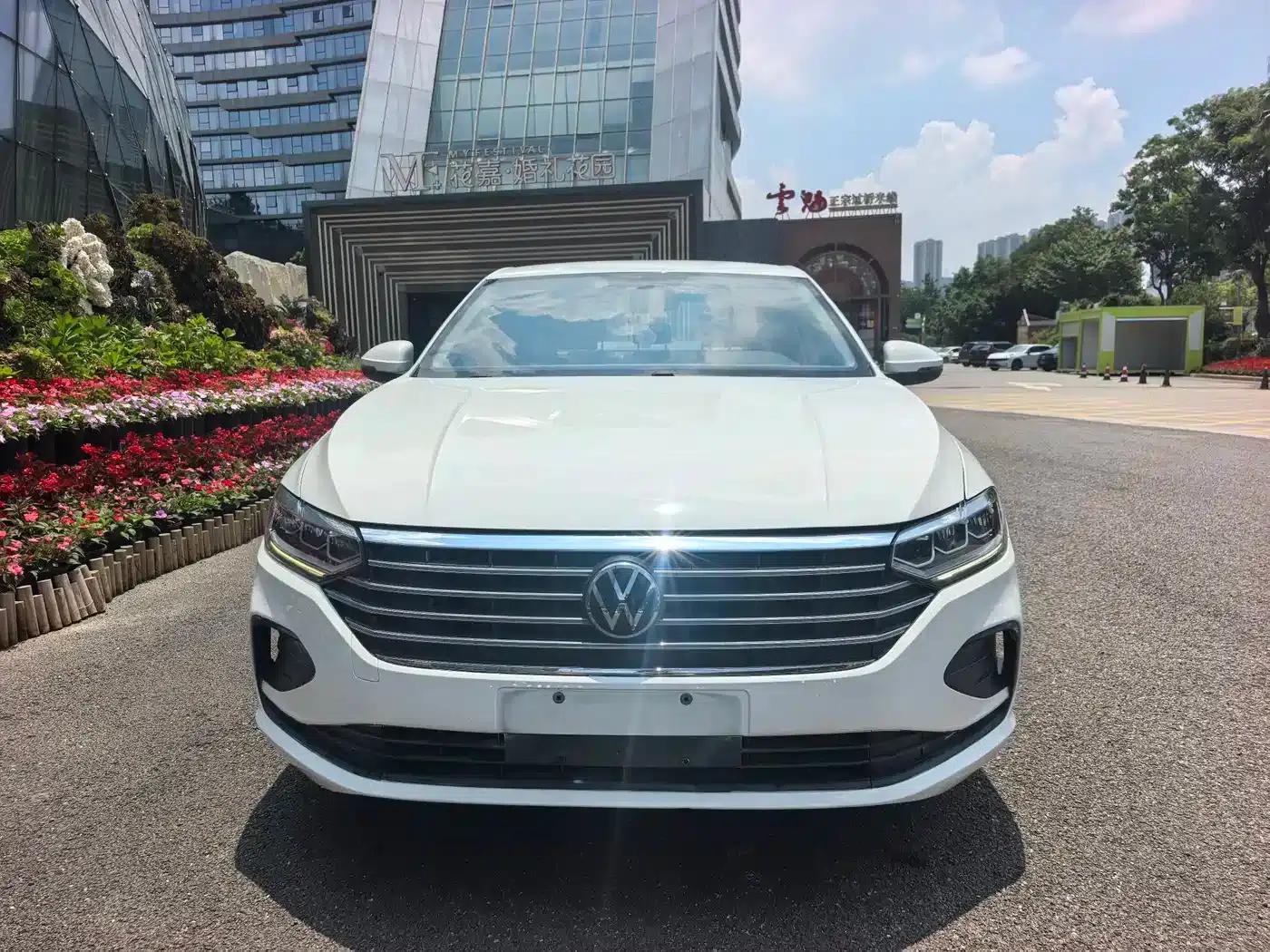2023 Volkswagen Lavida 1.5L Automatic Comfort Edition — миниатюра 2