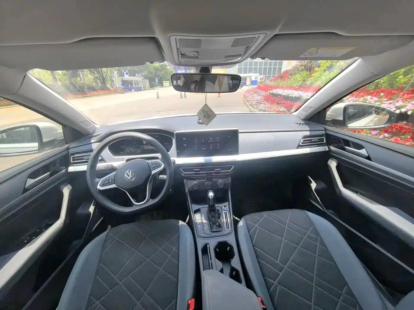 2023 Volkswagen Lavida 1.5L Automatic Comfort Edition — миниатюра 5