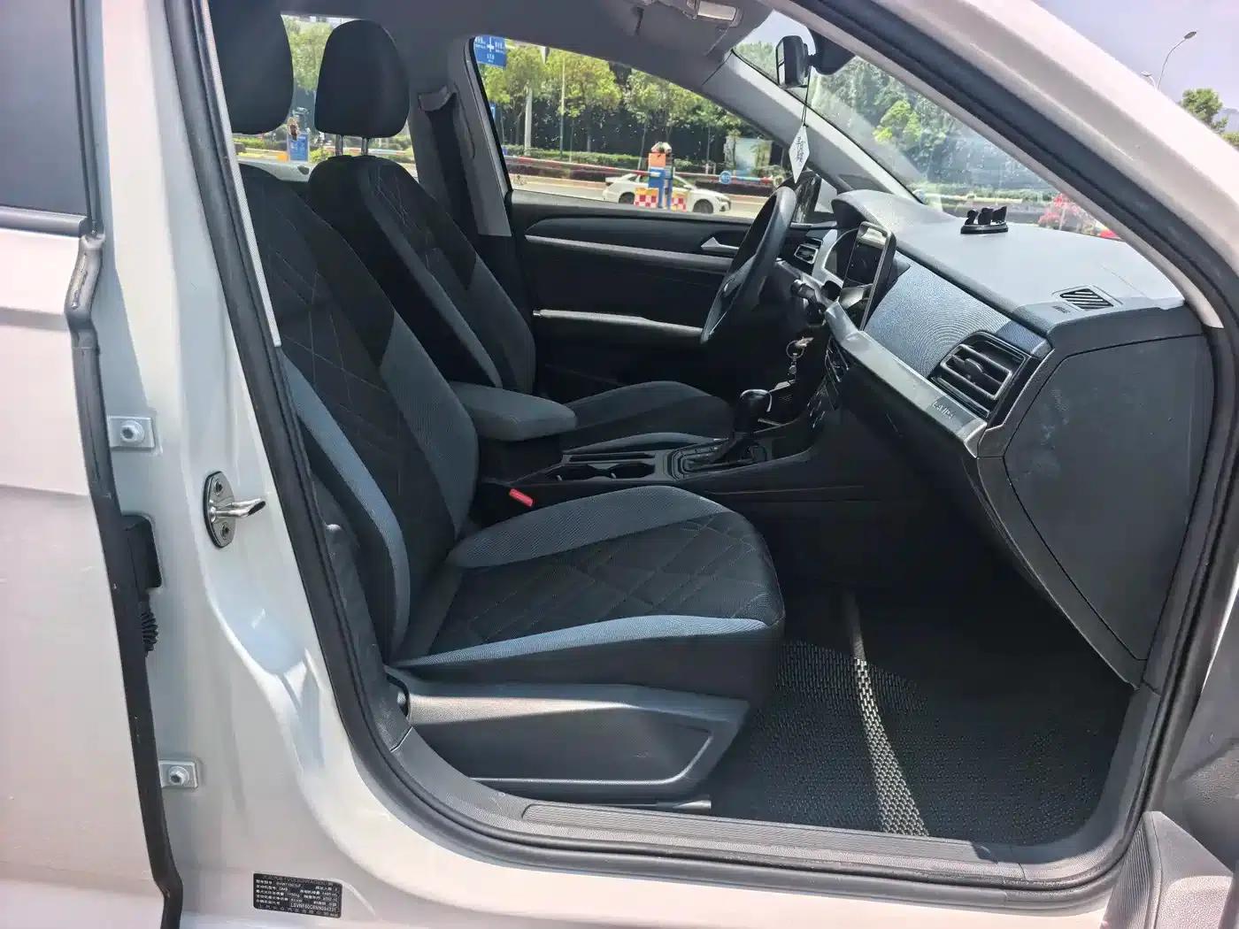 2023 Volkswagen Lavida 1.5L Automatic Comfort Edition — миниатюра 10