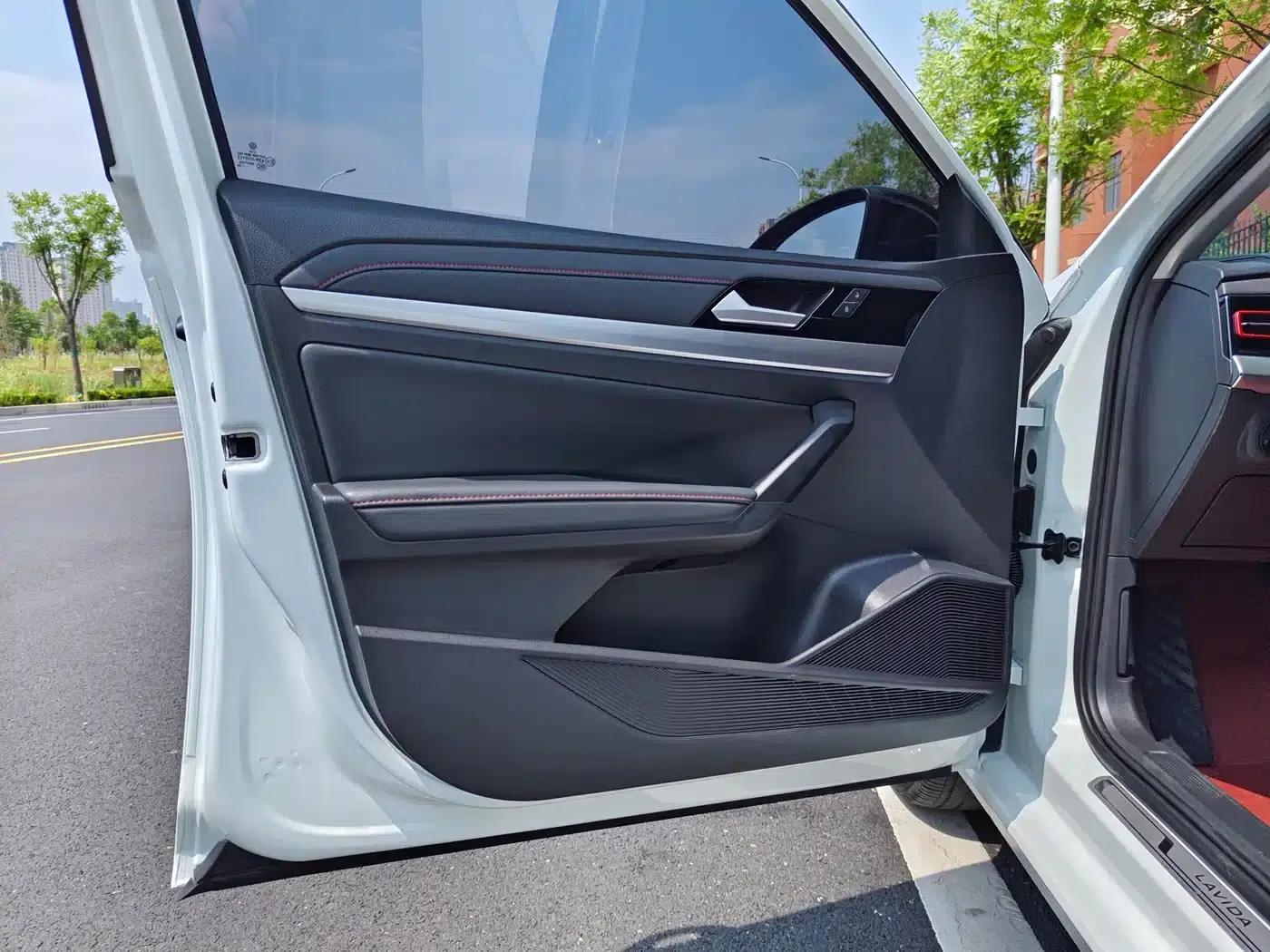Lavida 2024 300TSI DSG Starry Sky Leading Edition — миниатюра 21