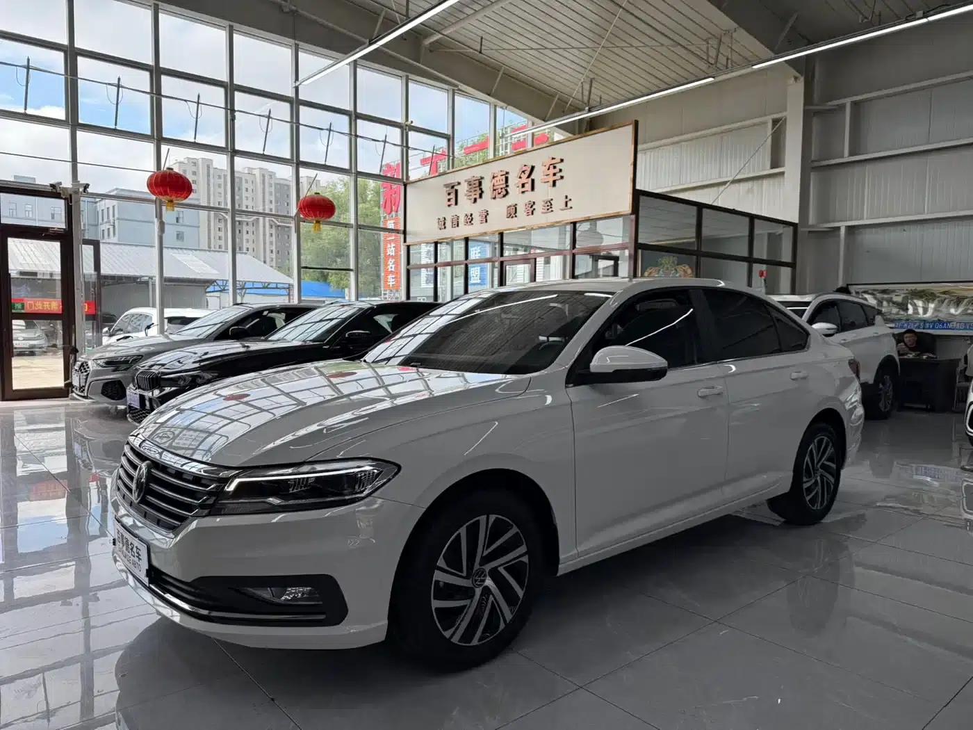 2022 Volkswagen Lavida 280TSI DSG Comfort Edition — миниатюра 1
