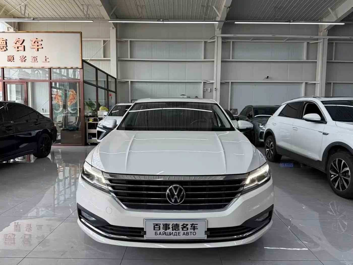 2022 Volkswagen Lavida 280TSI DSG Comfort Edition — миниатюра 2