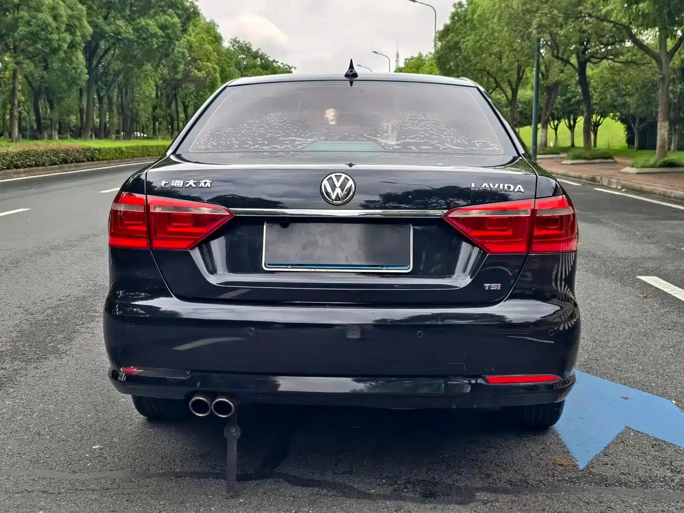 2013 Volkswagen Lavida 1.4TSI DSG Luxury Edition — миниатюра 5