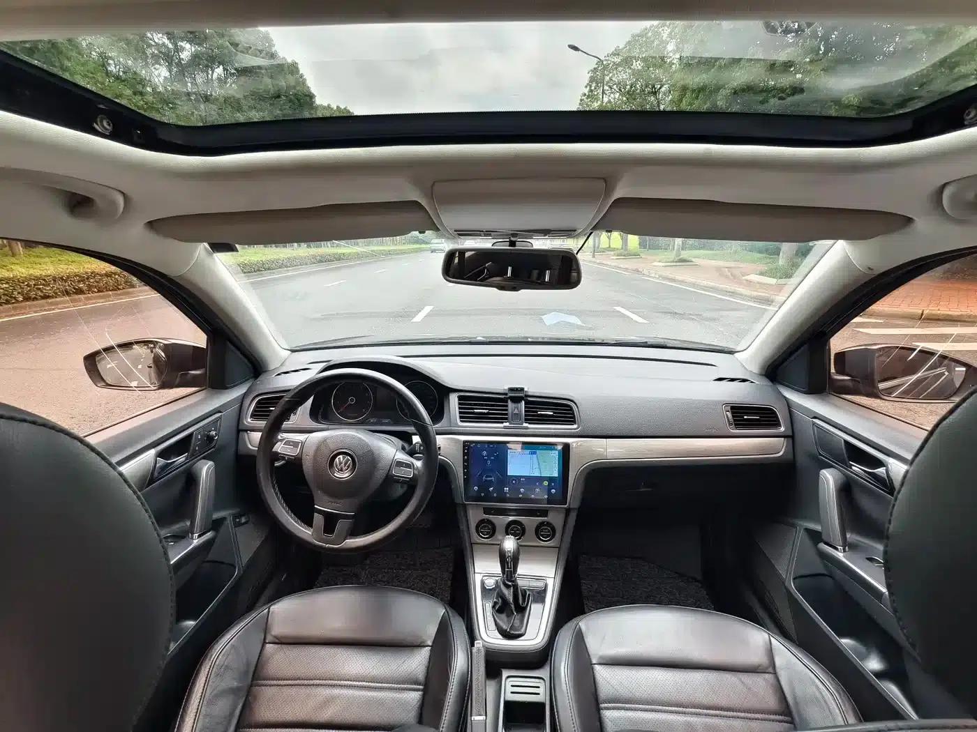 2013 Volkswagen Lavida 1.4TSI DSG Luxury Edition — миниатюра 9